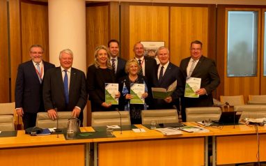 Media Release – RDACWQ meet with Deputy Prime Minister to explore Central and Western Queensland’s economic priority projects